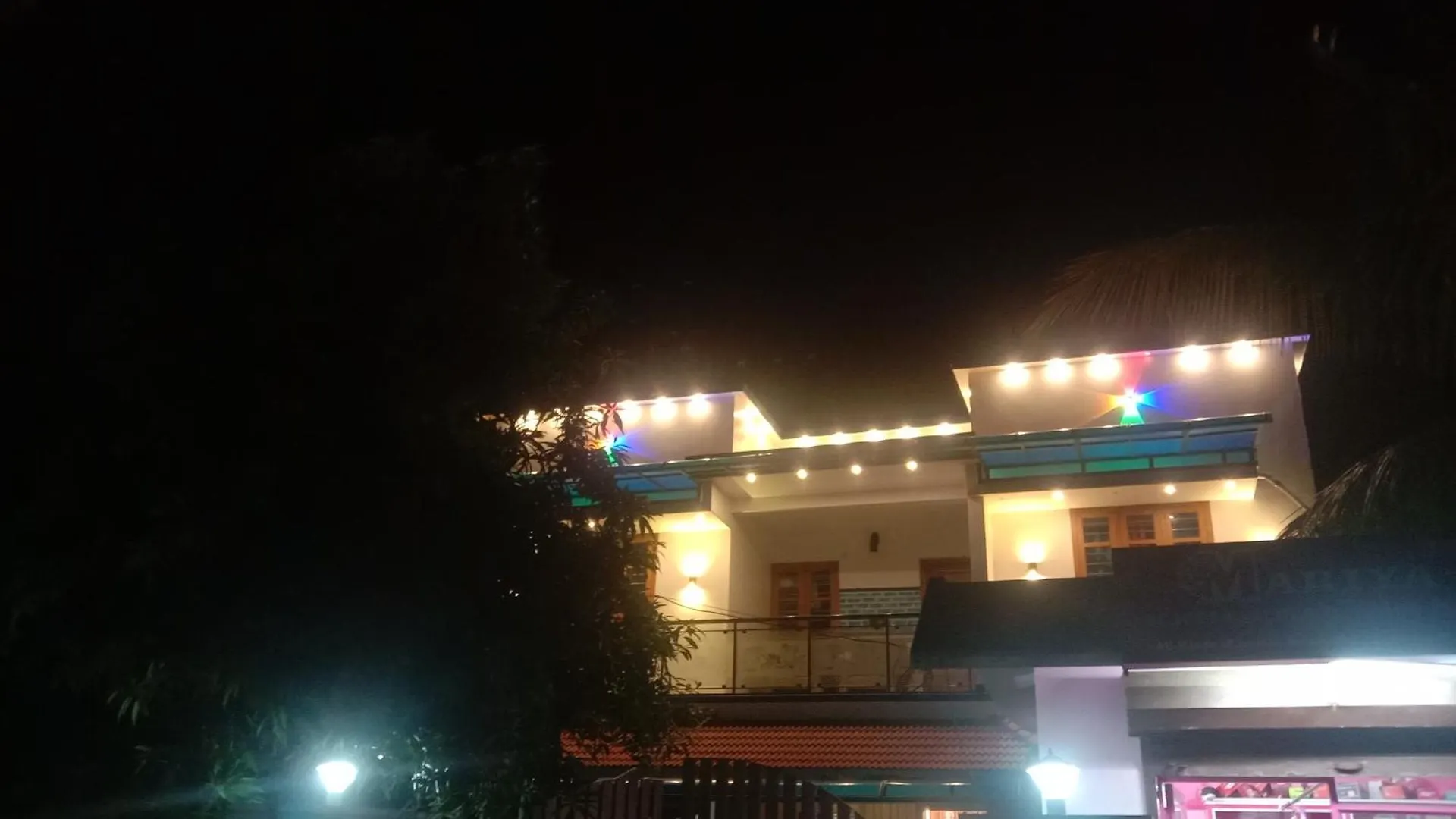 Контакты Marari Beach Daze Homestay